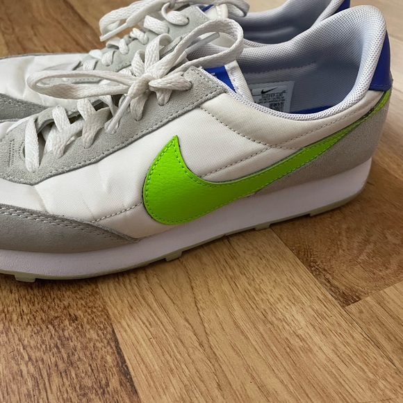 Nike Cortez - Picture 3 of 7